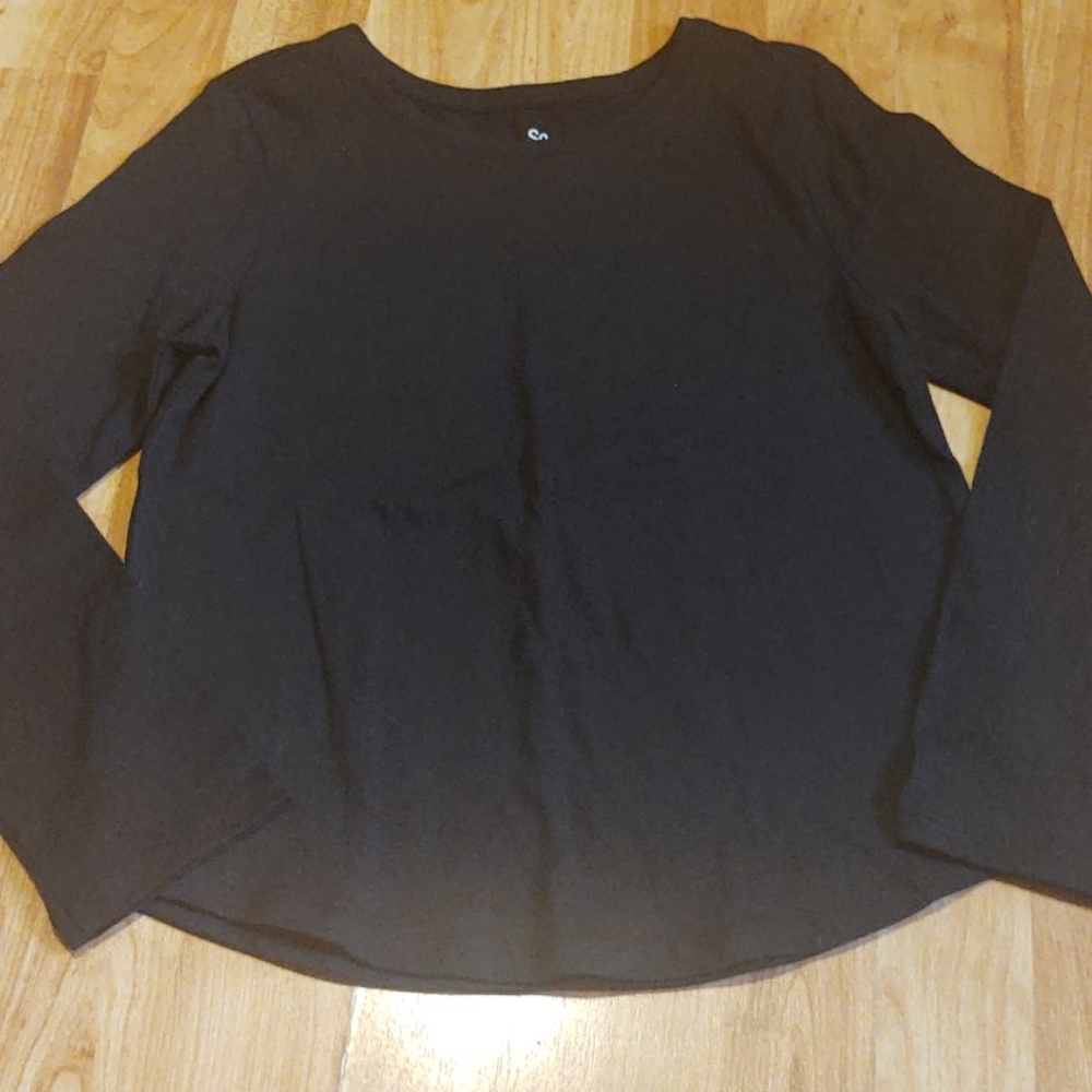 So favorite tee. Girls